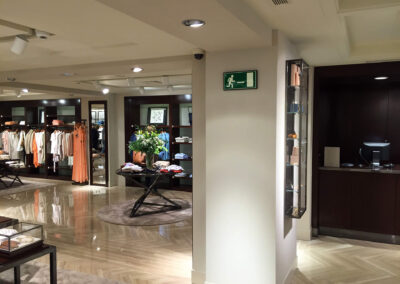 Reforma interior de tienda Massimo Dutti