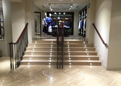 Diseño de interiores para tiendas de Massimo Dutti